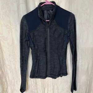 LULULEMON Woman’s Forme Slub Denium Inkwell Blue Full Zip Luon Jacket size 2